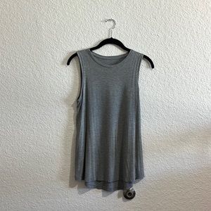 Gray tank top